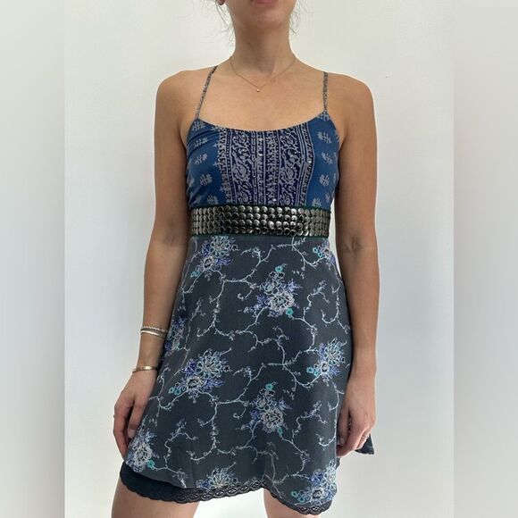 Free People Dresses & Skirts - Vintage Free People Spaghetti Strap Cross Back Boho Floral Mini Dress Size XS